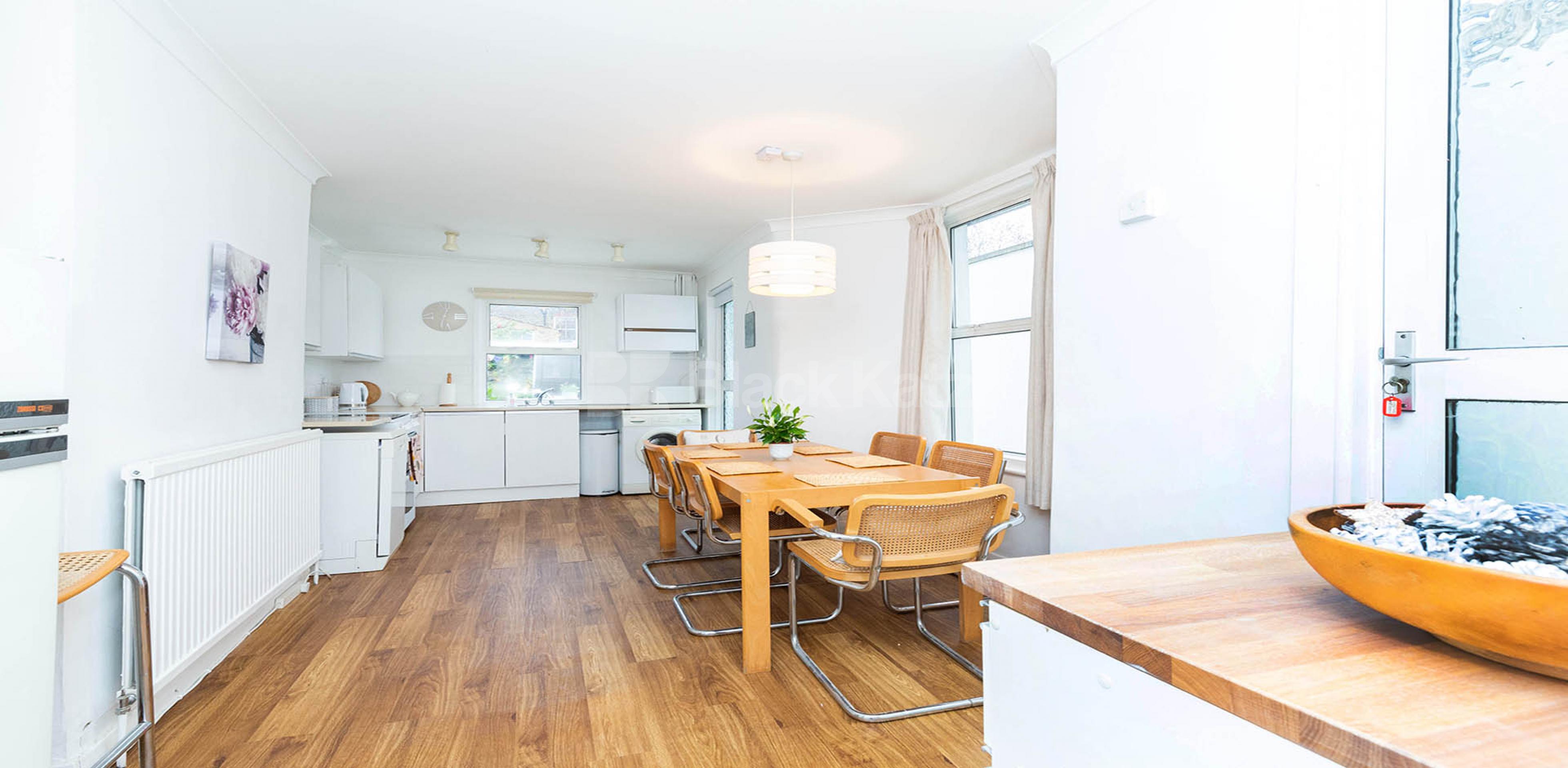 			4 Bedroom, 1 bath, 1 reception House			 Herrick Road, HIGHBURY N5 N5